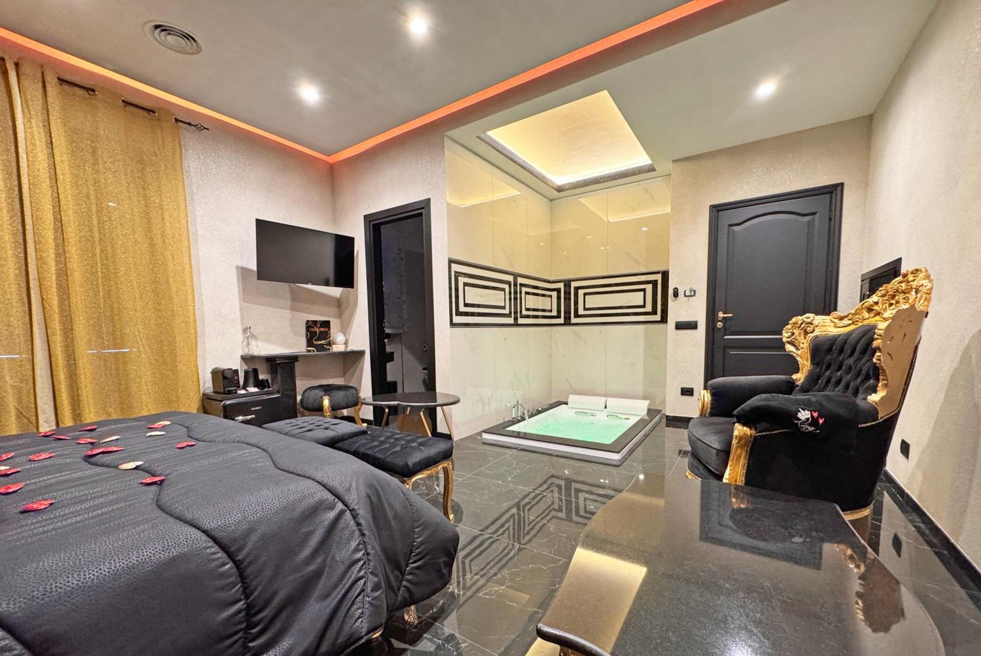 Red Rose Exclusive Rooms 산 체사레오 외부 사진